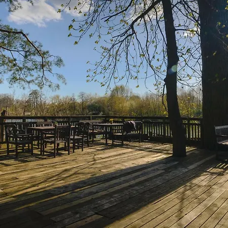 Nature Clinic Park 모텔 Józefów