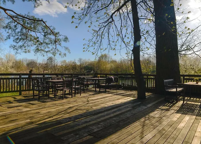 Nature Clinic Park 모텔 Józefów